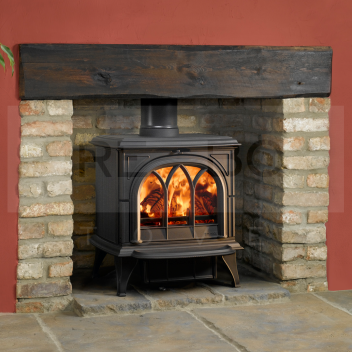SVX1585 Stovax Huntingdon 30 Multifuel Stove, Matt Black, Clear Door <!DOCTYPE html>
<html lang=\"en\">
<head>
<meta charset=\"UTF-8\">
<meta name=\"viewport\" content=\"width=device-width, initial-scale=1.0\">
<title>Stovax Huntingdon 30 Multifuel Stove</title>
</head>
<body>

<div class=\"product-container\">
<h1>Stovax Huntingdon 30 Multifuel Stove, Matt Black, Clear Door</h1>
<img src=\"stovax-huntingdon-30.jpg\" alt=\"Stovax Huntingdon 30 Multifuel Stove\">

<ul>
<li>High-quality cast iron construction</li>
<li>Matte black finish for a sleek, timeless look</li>
<li>Clear glass door for a full view of the flames</li>
<li>Efficient multi-fuel operation for using wood, coal, or smokeless fuels</li>
<li>Heat output up to 6kW - ideal for medium-sized rooms</li>
<li>Airwash system to keep the door glass clean</li>
<li>Cleanburn technology for a higher efficiency and lower emissions</li>
<li>Easily accessible air controls for flame and heat management</li>
<li>Tracery or clear door options to suit different styles</li>
<li>Approved for use in Smoke Control Areas</li>
<li>Dimensions: Width 560mm x Height 592mm x Depth 397mm</li>
</ul>
</div>

</body>
</html> Stovax Huntingdon 30, Multifuel Stove, Matt Black Finish, Clear Door Stove, Cast Iron Fireplace